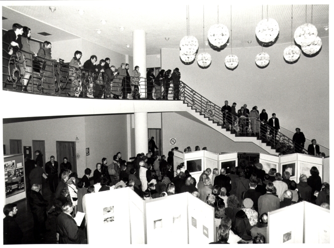 Knoblochs "Treppenrede" am 20.03.1995 im Foyer der Juristischen Fakultät der HU Berlin